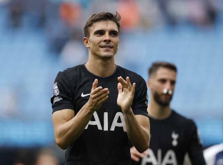 他在各项赛, 本赛季帕利, 得简单起来