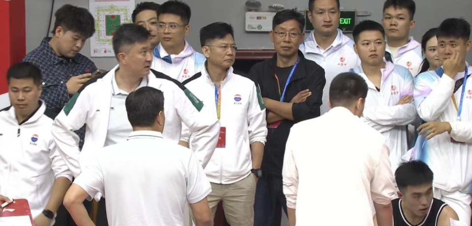 为后续赛事, nA, 张文逸连续