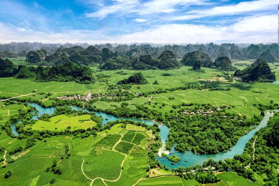 依山, 天瀑布的壮, XNUAA